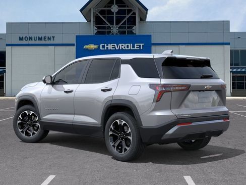 New 2026 Chevrolet Equinox LT w/ Convenience Package II FWD image 3