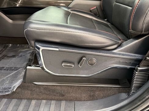 Used 2021 Ford F150 Lariat w/ Equipment Group 502A High image 12