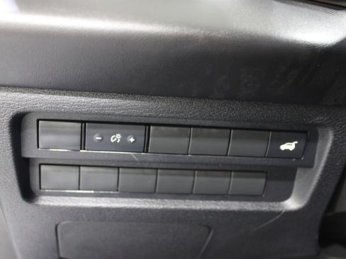 Used 2024 Mitsubishi Outlander SEL image 23