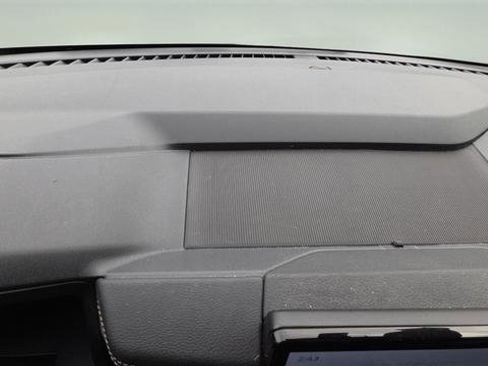 Used 2022 Ford Expedition Max XLT image 9