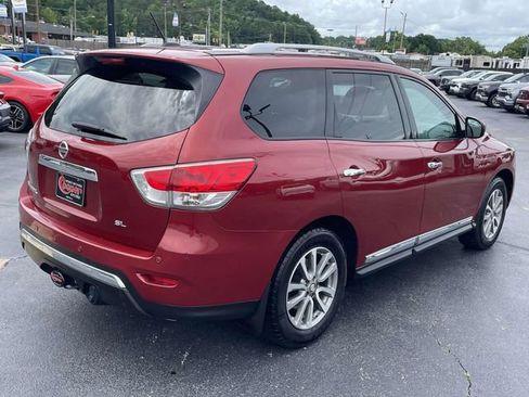 Used 2014 Nissan Pathfinder SL w/ SL Premium Package FWD image 4
