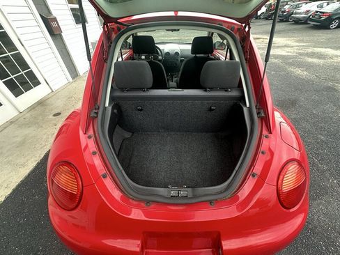 Used 2004 Volkswagen Beetle GLS FWD image 10