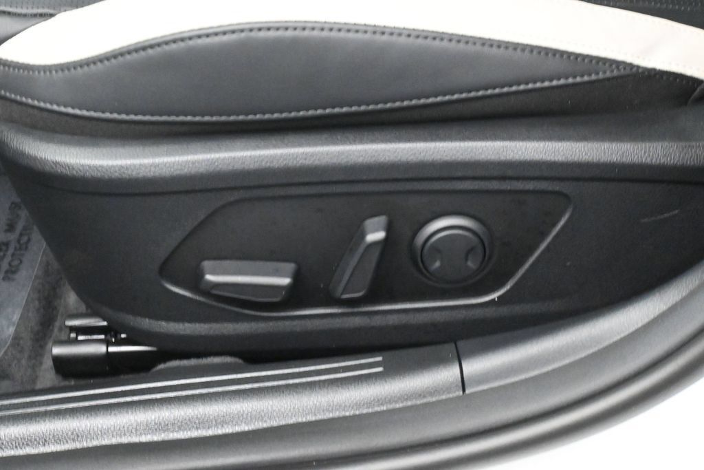 Used 2026 Kia K5 GT-Line w/ GT-Line Premium Package FWD image 12
