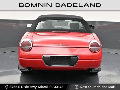 Used 2003 Ford Thunderbird image 4