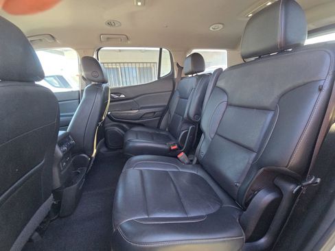 Used 2020 GMC Acadia SLT image 24