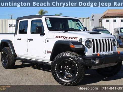 Used 2021 Jeep Gladiator Mojave image 1