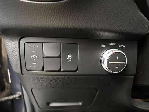 Used 2014 Kia Soul ! w/ Sun & Sound Package FWD image 28