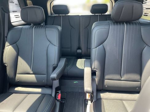 Certified 2026 Cadillac Vistiq Sport w/ LPO, Floor Liner Package AWD/4WD image 26