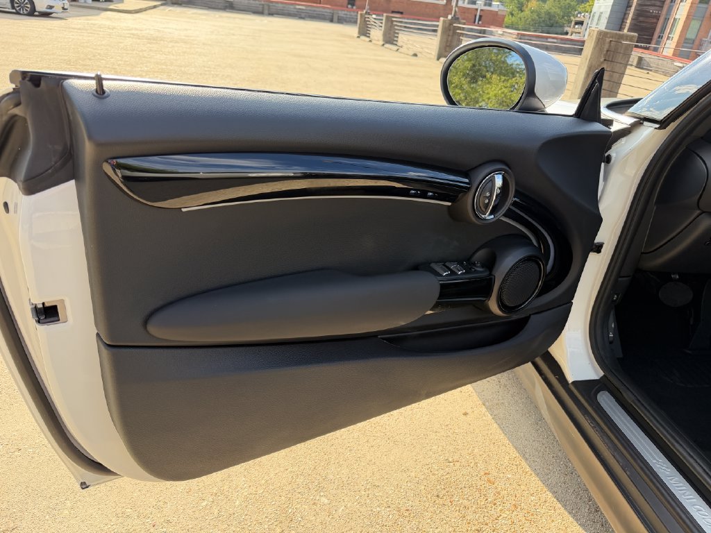 Used 2024 MINI Cooper S FWD image 10