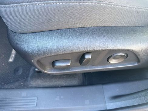 Used 2026 GMC Terrain Denali image 39