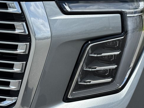 New 2026 GMC Yukon Denali w/ Sun & Power Step Package AWD/4WD image 6