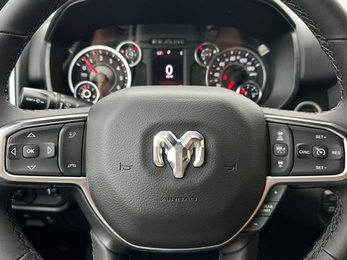 New 2026 RAM 1500 4x4 Crew Cab image 21