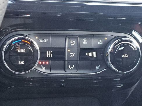 New 2026 Chevrolet Trax RS w/ Driver Confidence Package image 17