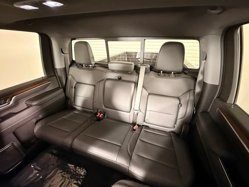 Used 2025 GMC Sierra 3500 Denali w/ Technology Package AWD/4WD image 54