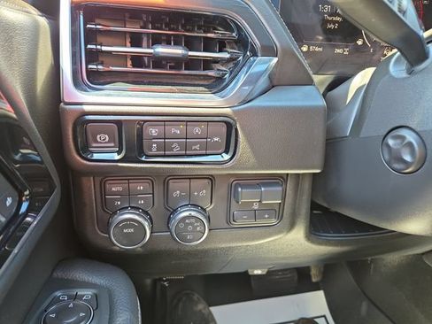 Used 2026 GMC Yukon XL Denali w/ Advanced Technology Package AWD/4WD image 20