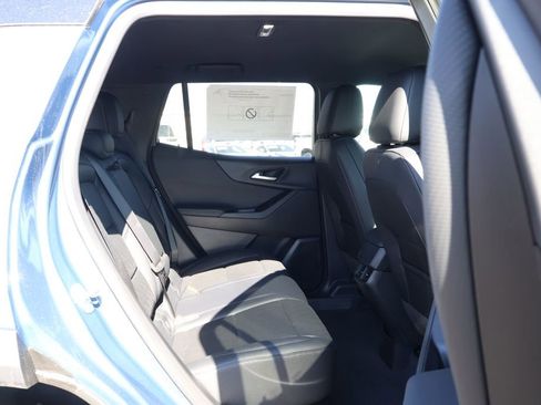 New 2026 Chevrolet Equinox LT w/ Convenience Package II image 38