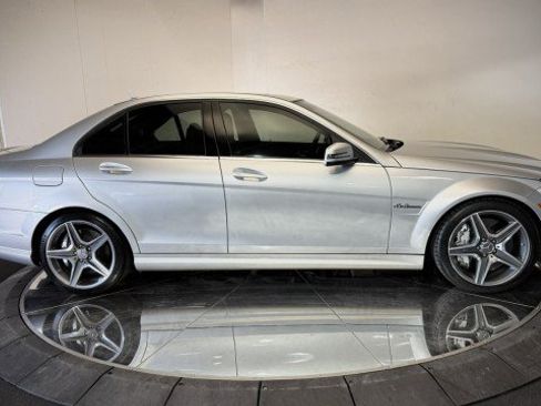 Used 2010 Mercedes-Benz C 63 AMG Sedan image 31
