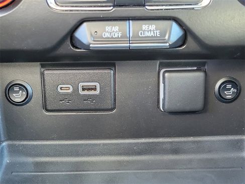 Used 2021 Chevrolet Tahoe LS image 31