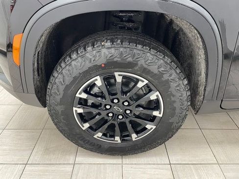 New 2026 Chevrolet Traverse Z71 w/ Driver Confidence Package image 7