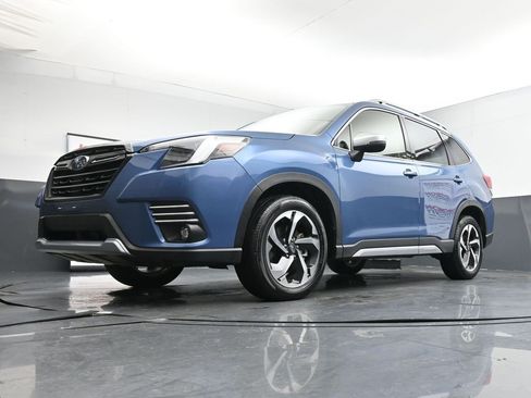 Used 2022 Subaru Forester Touring image 33