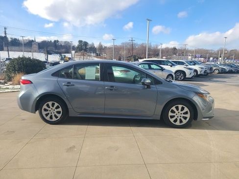 Used 2024 Toyota Corolla LE image 8