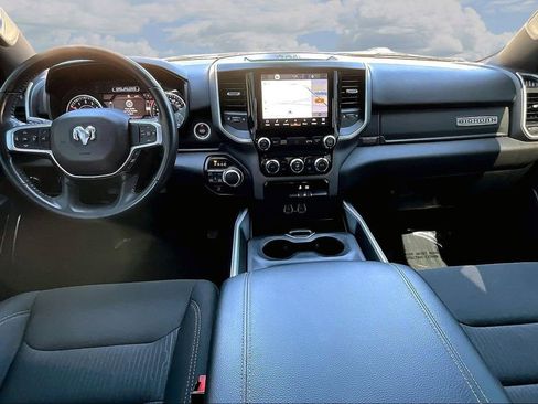 Used 2022 RAM 1500 Big Horn AWD/4WD image 10