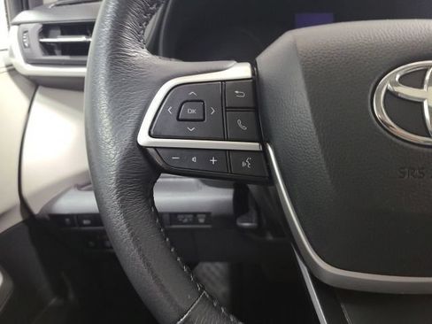 Certified 2024 Toyota Sienna XLE AWD/4WD image 28