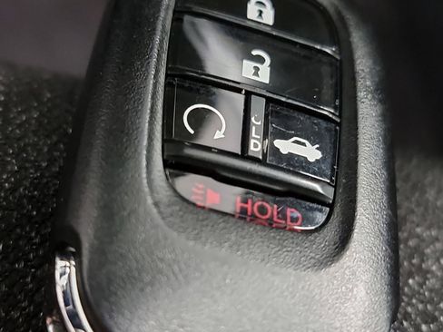 Certified 2025 Honda Accord SE image 32