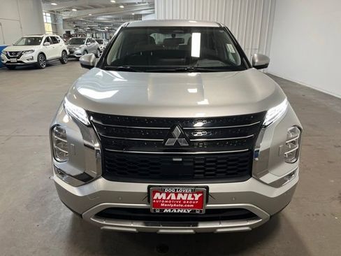 Used 2023 Mitsubishi Outlander SE AWD/4WD image 8
