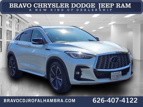 Used 2025 INFINITI QX55 Essential AWD/4WD image 1