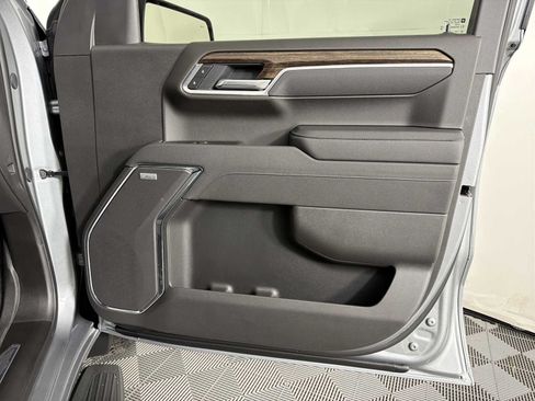 New 2026 GMC Sierra 1500 Elevation w/ Elevation Premium Package AWD/4WD image 12