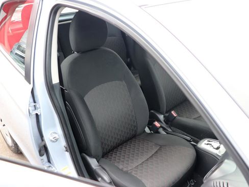 Used 2024 Mitsubishi Mirage ES image 14