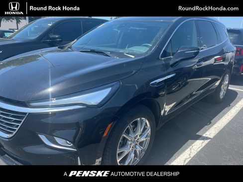Used 2023 Buick Enclave Essence w/ Experience Buick Package FWD image 1