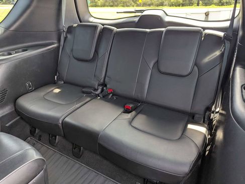 Used 2021 INFINITI QX80 Sensory w/ All-Season Package image 13