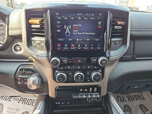 Used 2019 RAM 1500 Laramie w/ Sport Appearance Package AWD/4WD image 18
