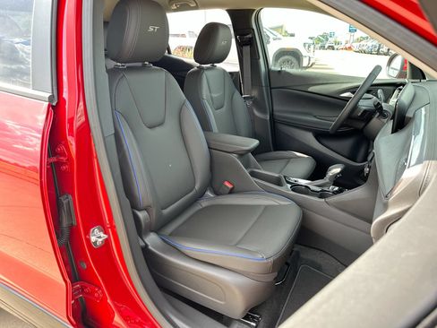 New 2026 Buick Encore GX Sport Touring w/ Advanced Technology Package FWD image 23