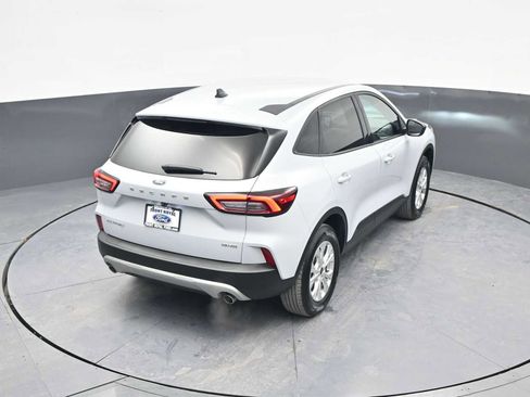 Used 2025 Ford Escape Active image 31