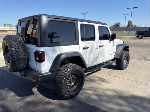Used 2019 Jeep Wrangler Unlimited Sport S AWD/4WD image 5