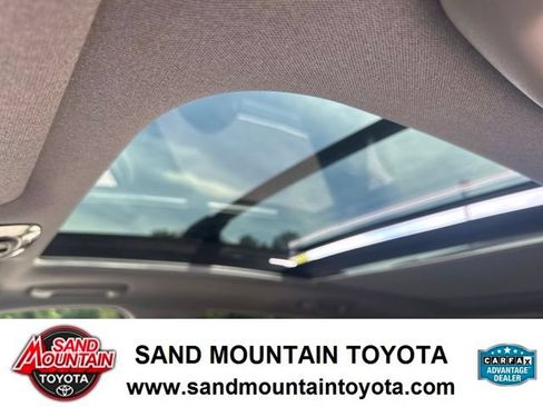 Used 2022 Hyundai Santa Fe Limited FWD image 13