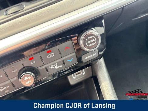 Used 2025 Jeep Compass Limited AWD/4WD image 25
