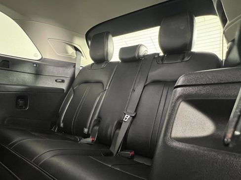 Used 2024 MAZDA CX-90 3.3 Turbo w/ Preferred Plus image 28