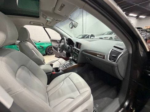 Used 2015 Audi Q5 2.0T Premium Plus w/ Technology Package AWD/4WD image 29