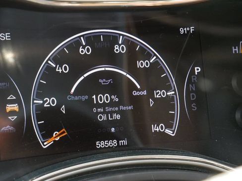 Used 2015 Jeep Grand Cherokee Summit w/ Platinum Series Group AWD/4WD image 31