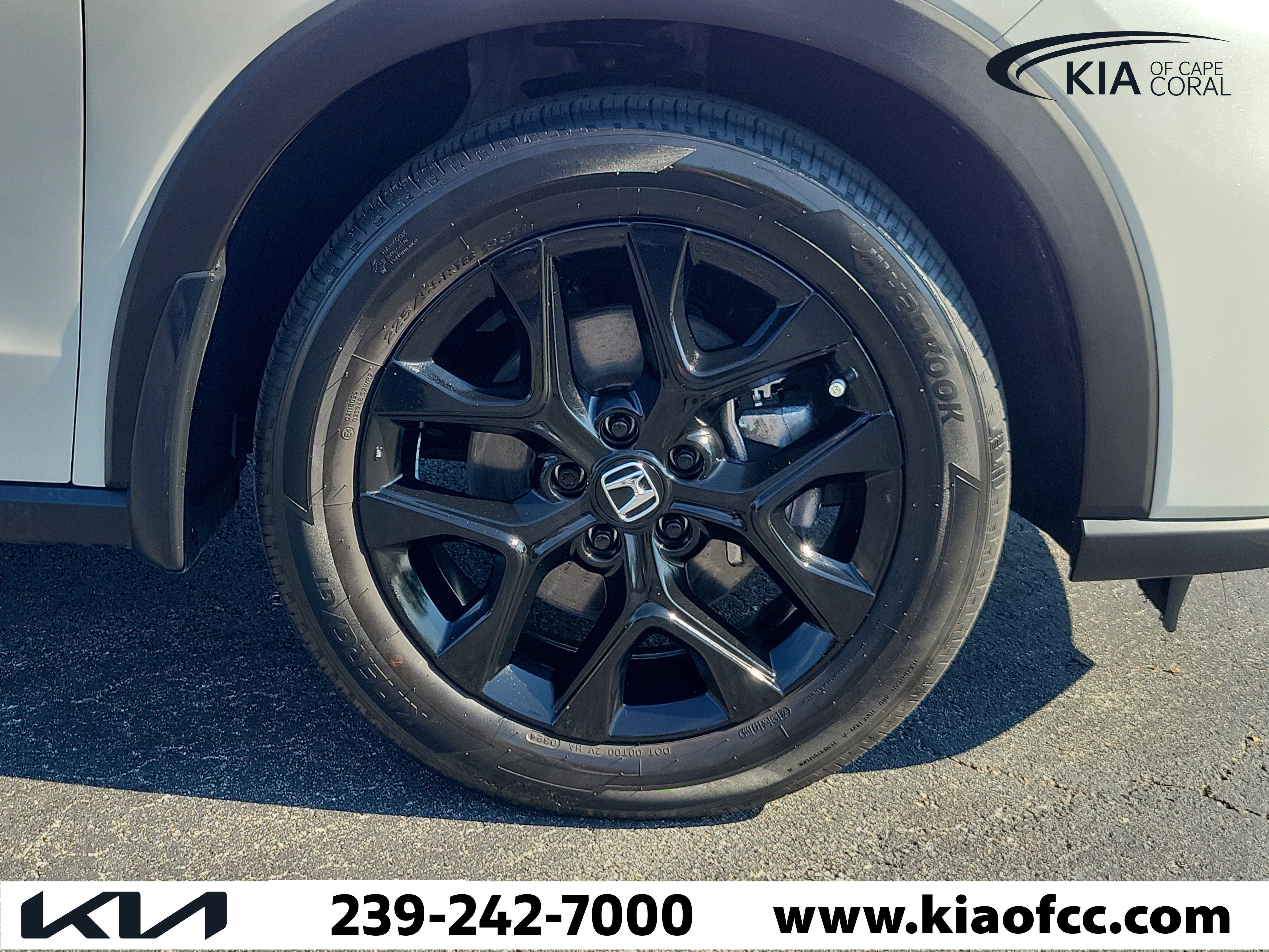 Used 2024 Honda HR-V Sport image 7