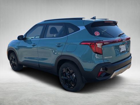 New 2026 Kia Seltos EX image 5