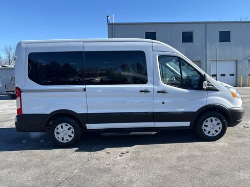 Used 2019 Ford Transit 150 XLT image 2