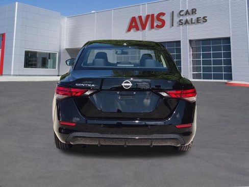 Used 2025 Nissan Sentra SV FWD image 6