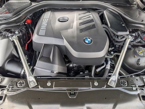 Used 2025 BMW 530i RWD image 24