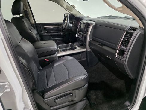 Used 2017 RAM 1500 Sport image 25