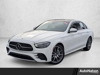 Used 2022 Mercedes-Benz E 450 4MATIC Sedan video 1